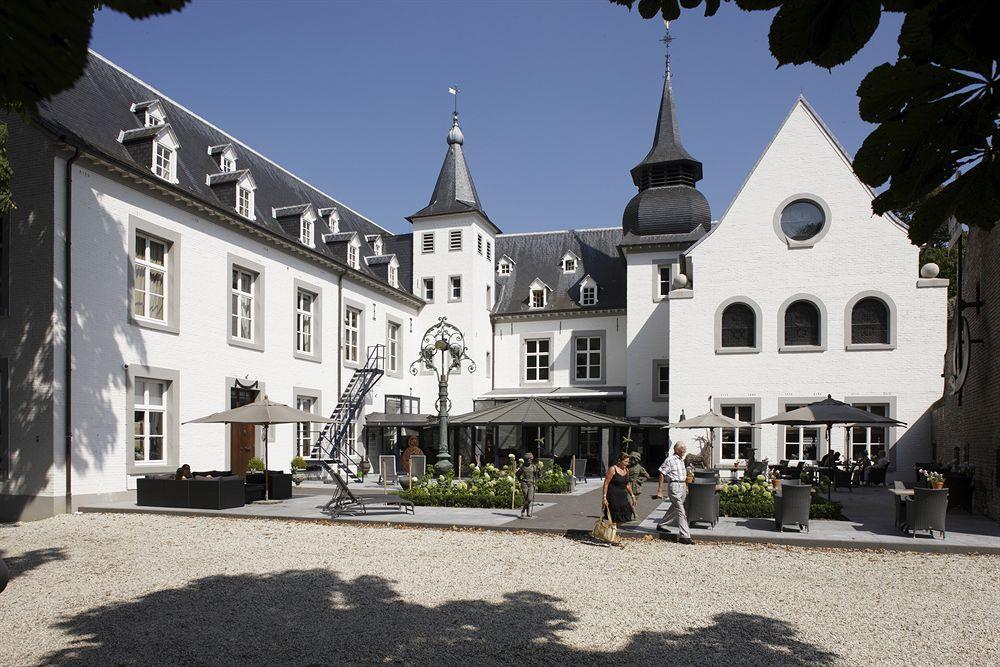 Hotel Kasteel Doenrade Buitenkant foto